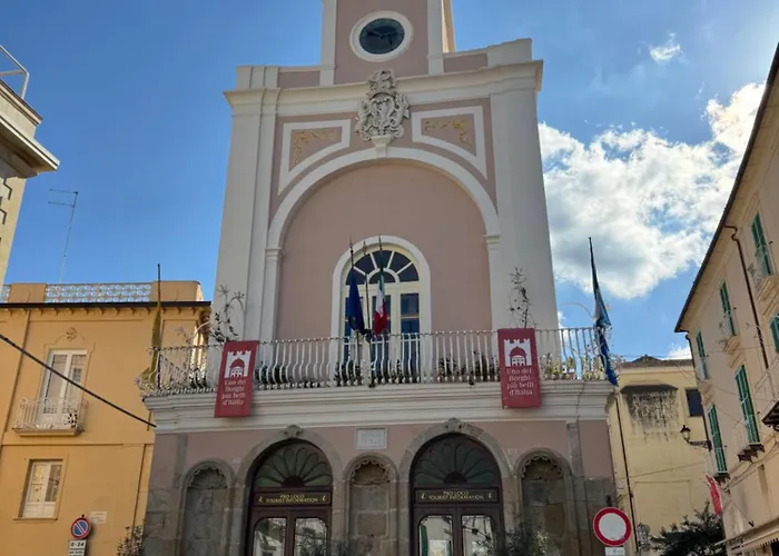 Fourteensuitetropea Semesterbostad *