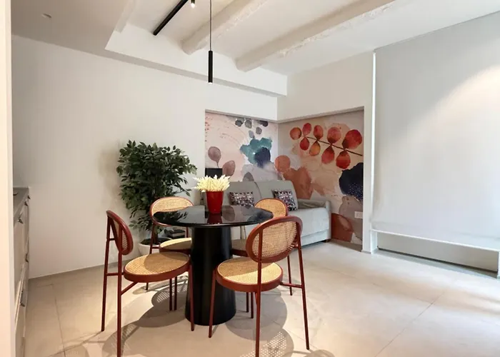 Semesterbostad Fourteensuitetropea *