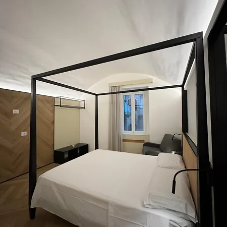Holiday home Fourteensuitetropea