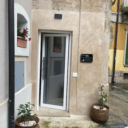 Holiday home Fourteensuitetropea