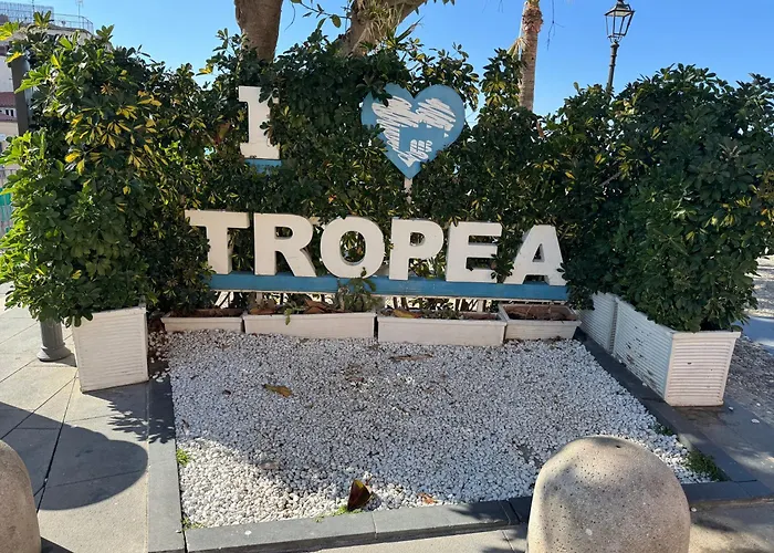 Fourteensuitetropea Casa vacanze *