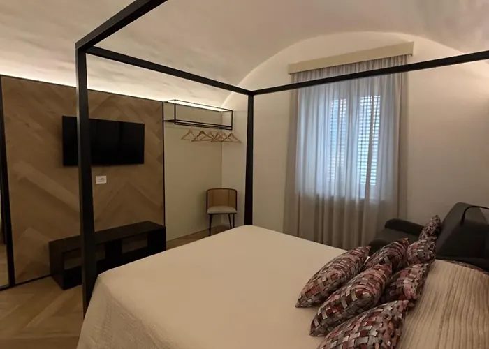 Fourteensuitetropea Casa vacanze *